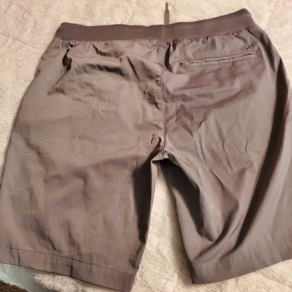 Calvin Klein shorts - Picture 6 of 6